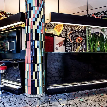 Grand Hotel Downtown - Frankfurt Central Station - Boutique Design Hotel-2